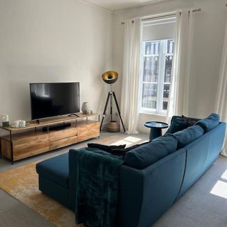 Modern Apartment Within Historic Chester City Walls Екстер'єр фото